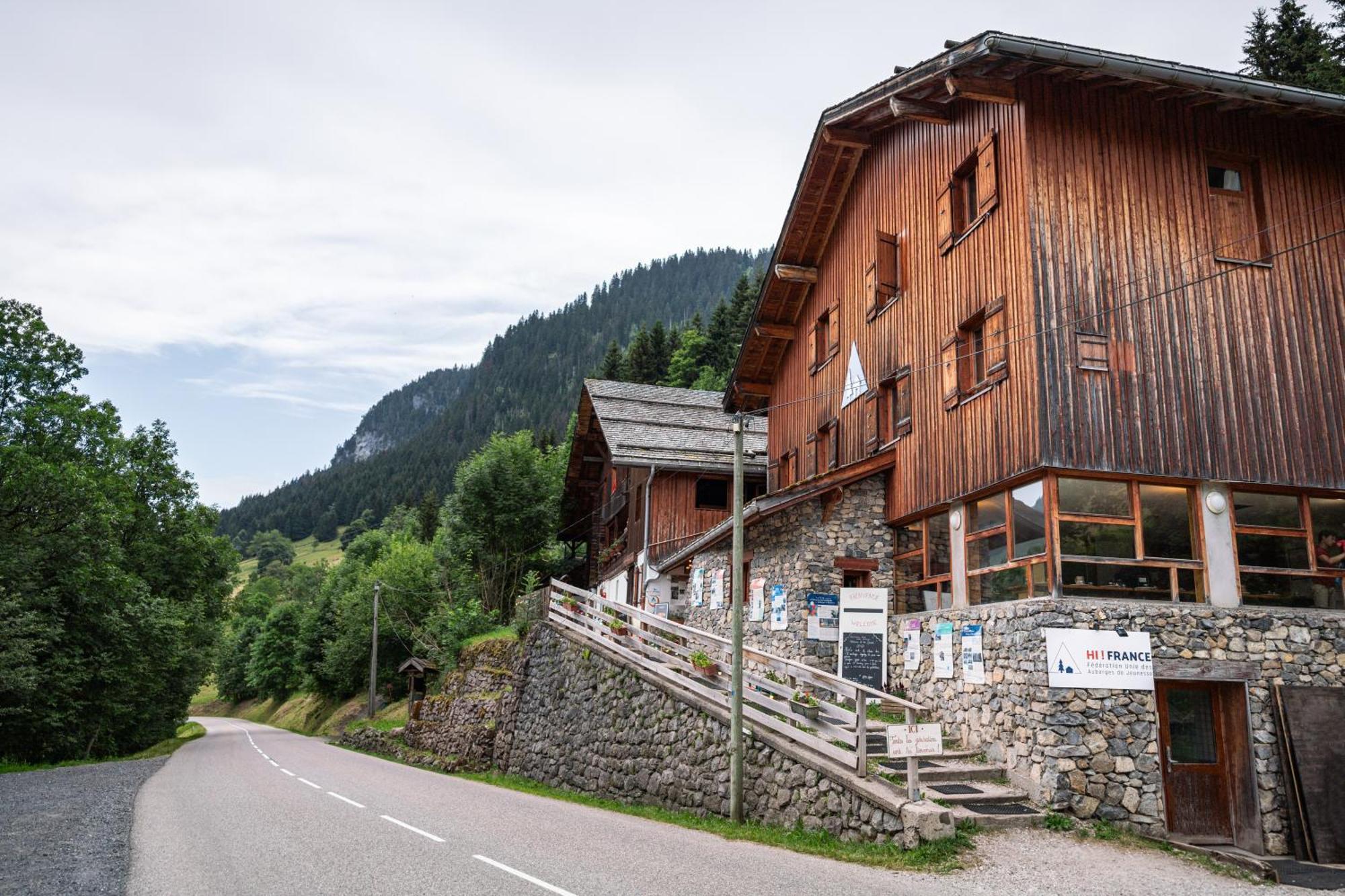 Auberge de Jeunesse HI La Clusaz Exterior foto